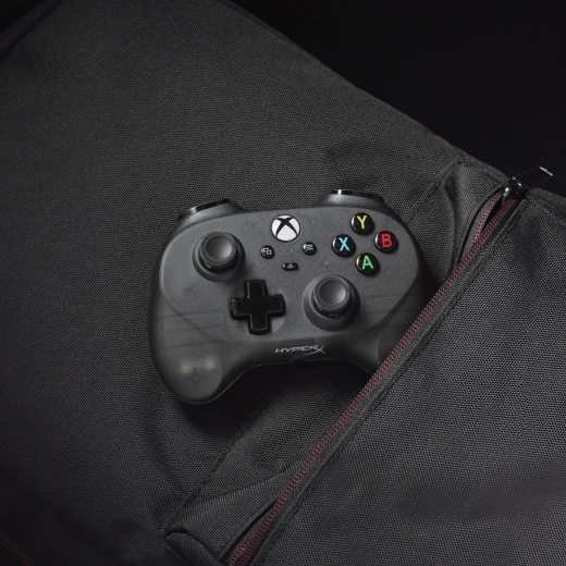 Kompaktní design a hmotnost jen 165 g