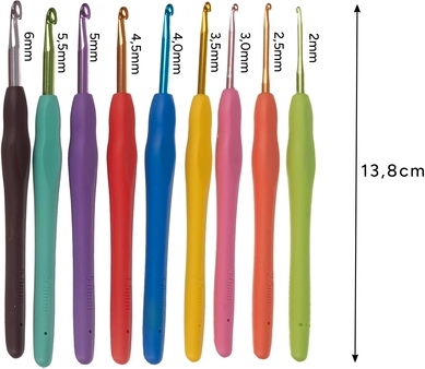 21 háčků od 0,6 do 6,0 mm s jasným označením