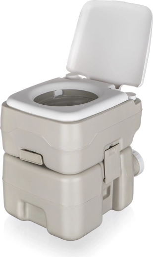 Velká kapacita nádrží pro delší provoz