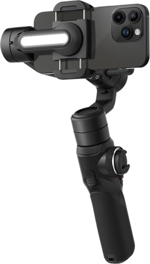 Vestavěné světlo, OLED displej a cold shoe pro rozšíření výbavy