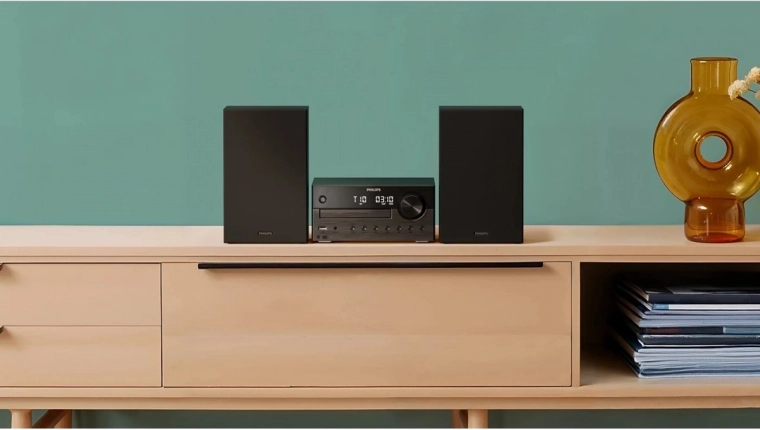 Všestranné přehrávání: CD, DAB+/FM, USB i AUX