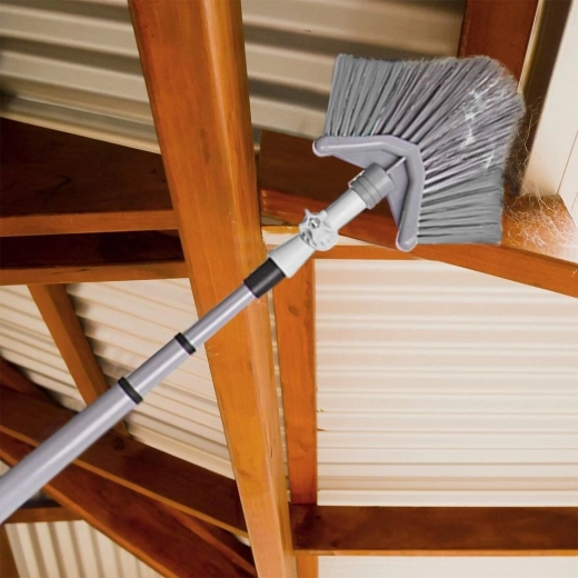 Otočná trojúhelníková hlavice