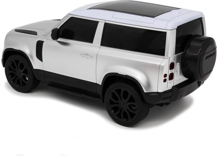 Autentický design DEFENDER