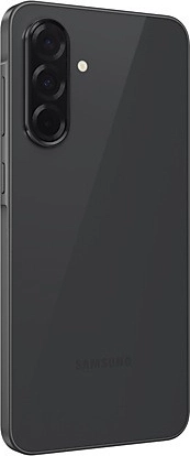 Trojitý fotoaparát v elegantním těle