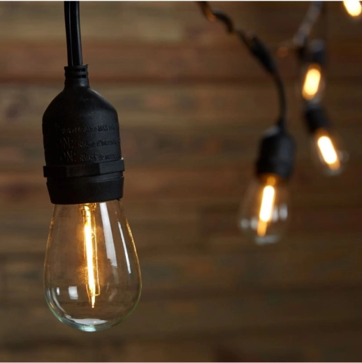 Teplé a atmosférické světlo 2700 K