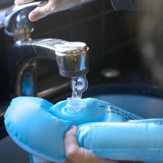 Snadné plnění a bezpečné utěsnění