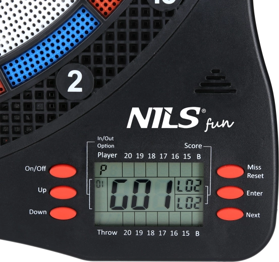 Automatické skóre a přehledný LCD displej