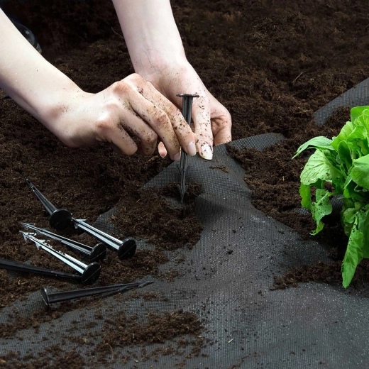 Snadná pokládka a pevné ukotvení