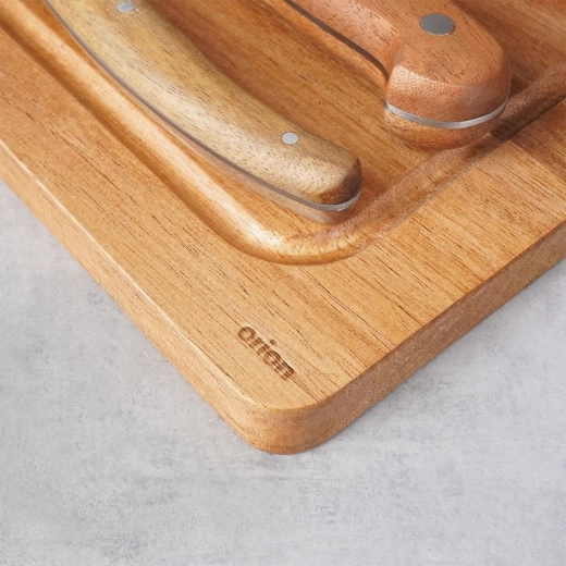 Akáciové dřevo pro komfort a styl