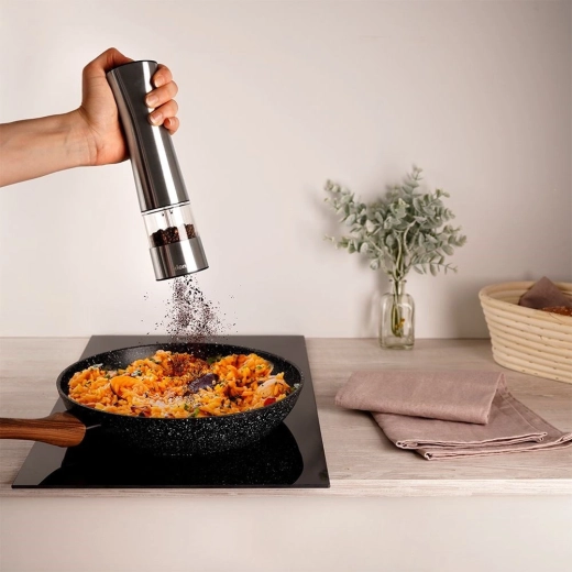 Výkonné elektrické mletí jedním stiskem