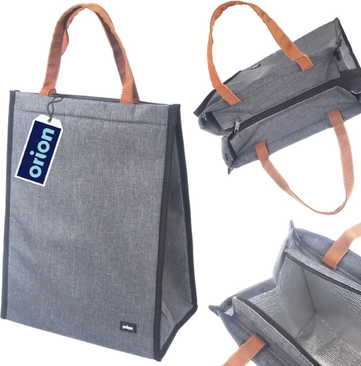 Praktické zipové uzavírání a kapsa