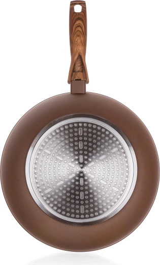 Indukční dno pro rovnoměrné rozložení tepla