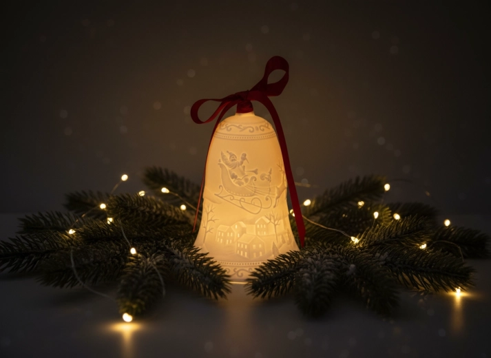 Elegantní keramický design s reliéfem