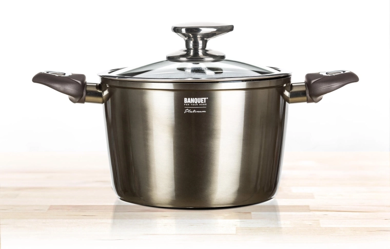 Plně indukční dno pro rychlé a rovnoměrné zahřívání