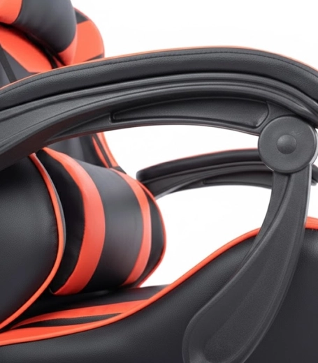 Stabilní základna a komfortní područky