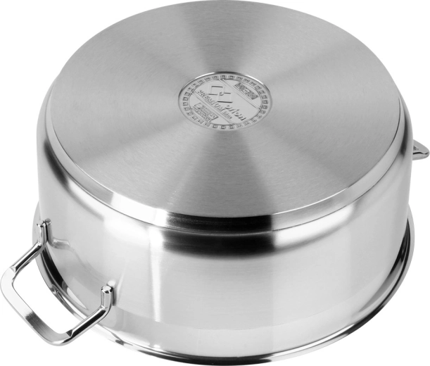 Kompatibilní se všemi sporáky včetně indukce