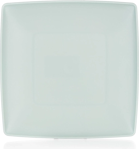 Lehký a odolný plast