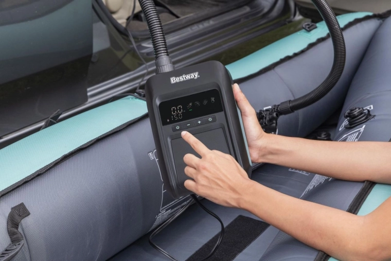 Dvojitý motor pro nízký i vysoký tlak