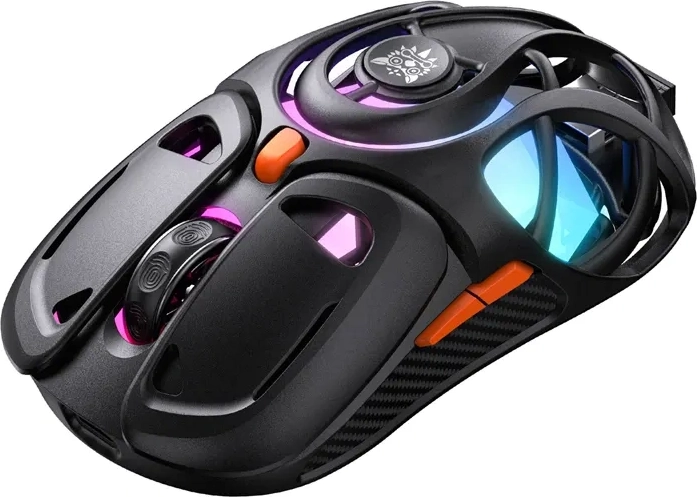 Tri‑mode připojení: 2,4 GHz, Bluetooth i USB‑C