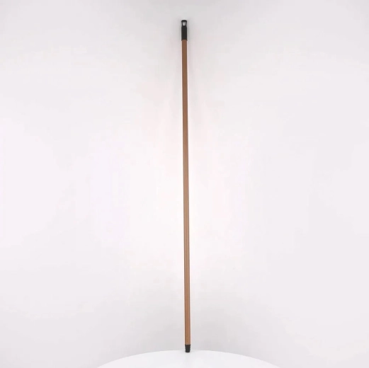 Dřevodekorová kovová násada 130 cm