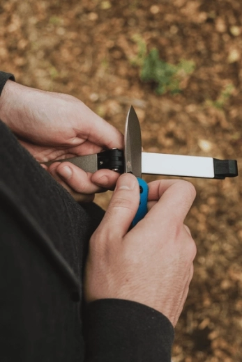 Integrovaná vodítka úhlů 20° a 25°