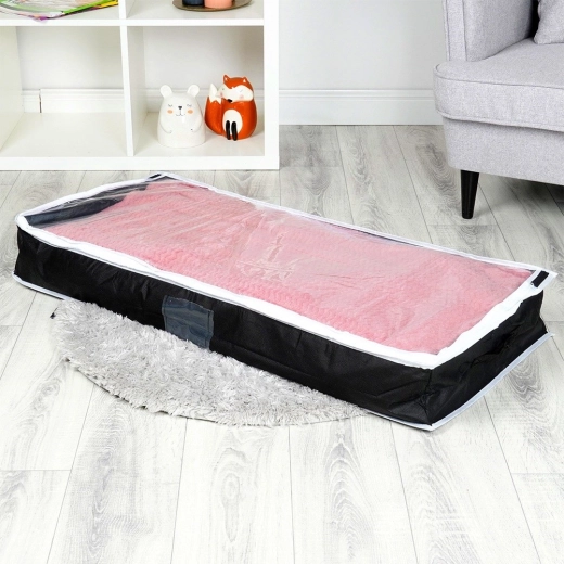 Snadná manipulace a skladování pod postelí