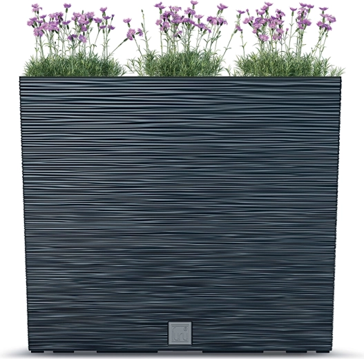 Odolný plast pro celoroční použití