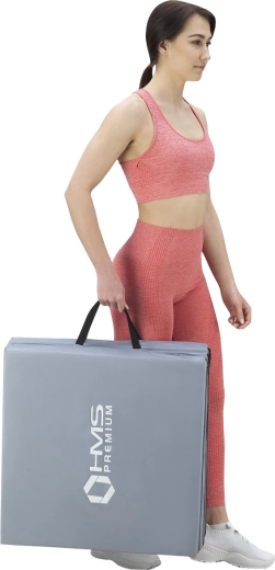 Snadné přenášení díky úchytům