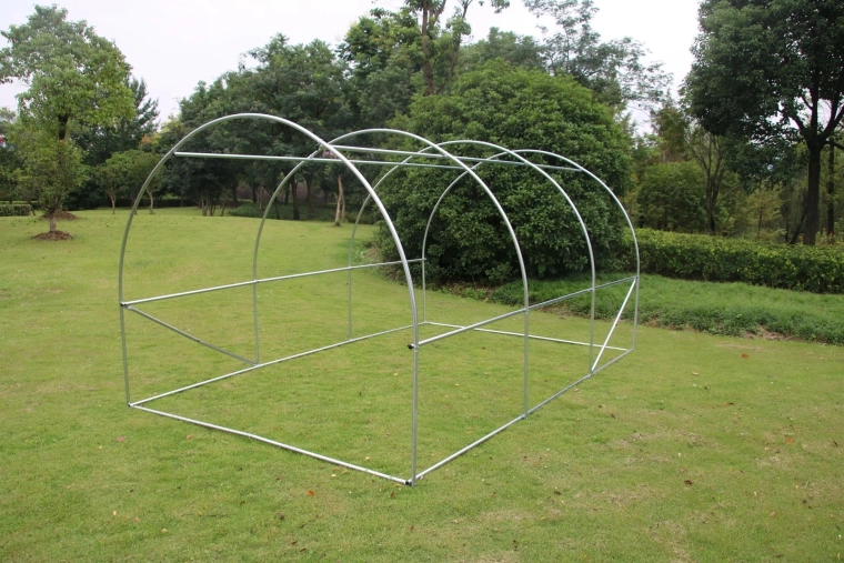 Stabilní pozinkovaný kovový rám