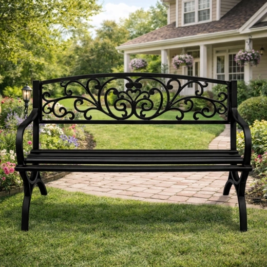 Dekorativní opěradlo dodá zahradě šarm