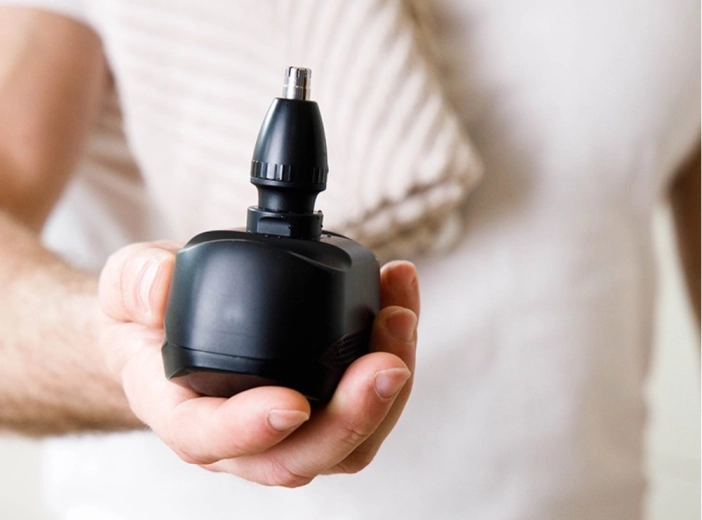 Kompletní péče díky zastřihovači nosních chloupků