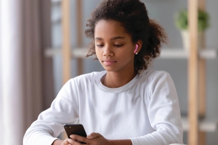 Bluetooth a dotykové ovládání