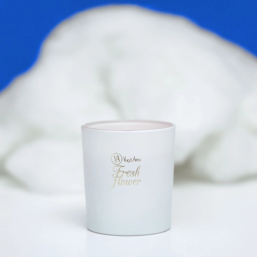 Vonná svíčka s vůní čerstvých květin 125 g