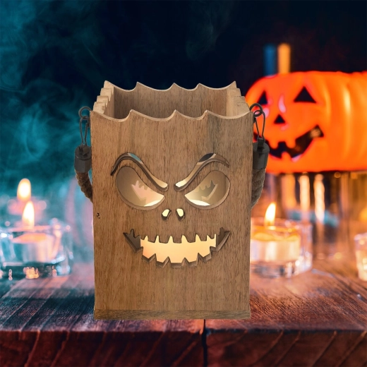 Halloweenský světelný efekt díky vyřezávanému motivu