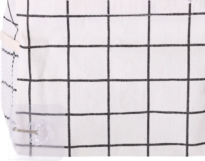 Více kapes pro přehledný pořádek