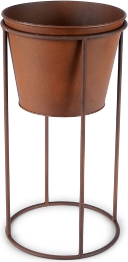 Odolné kovové provedení v rezavé úpravě