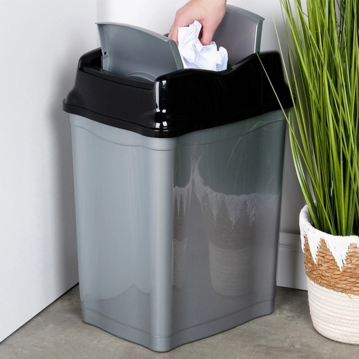 Sklopné víko pro čistší a pohodlnější provoz