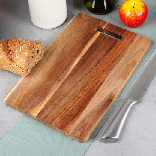 Všestranné pro krájení i servírování