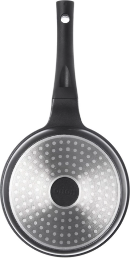 Kompatibilní se všemi typy sporáků včetně indukce