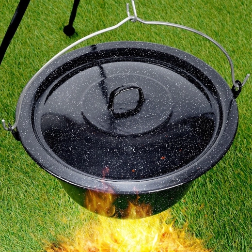 Připraveno na oheň i zahradu