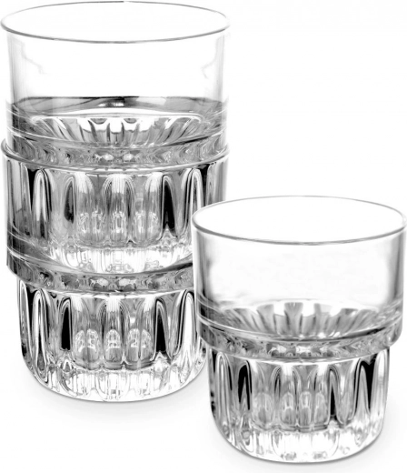 Stohovatelný tvar šetří místo