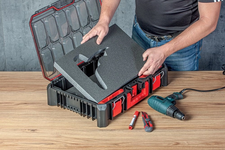 Pořádek a ochrana v kufru na nářadí