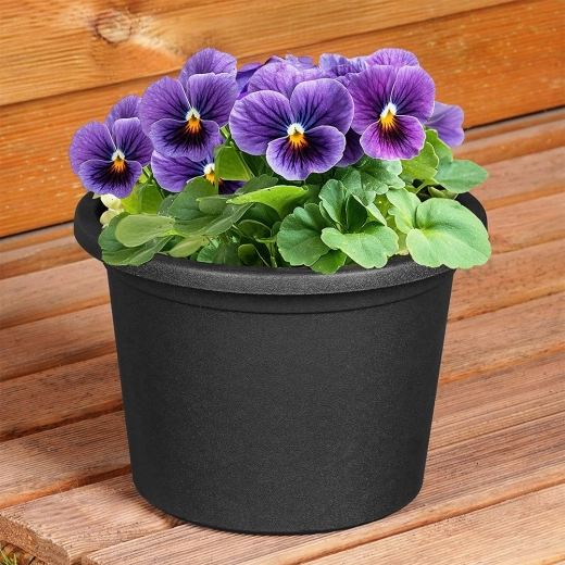 Odolný a celoročně venku