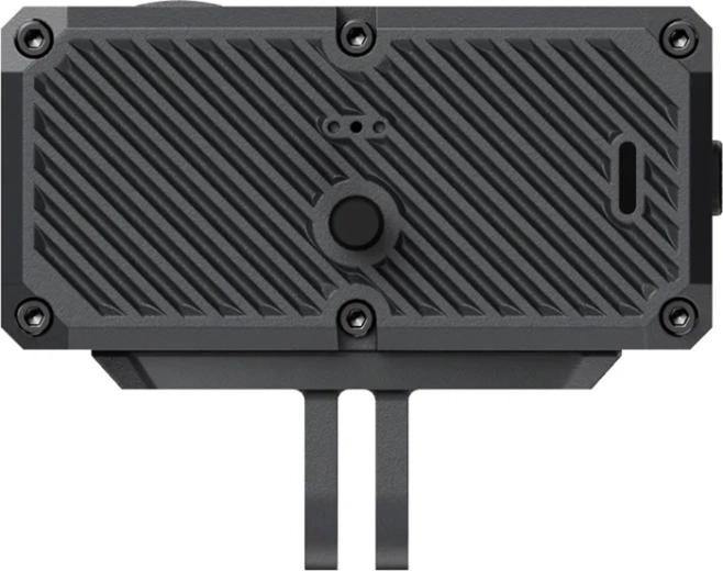 Stabilizace s 6osým gyroskopem a odolnost IP67