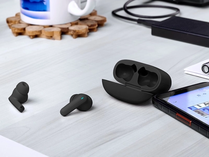 Stabilní Bluetooth 5.3 a dlouhá výdrž
