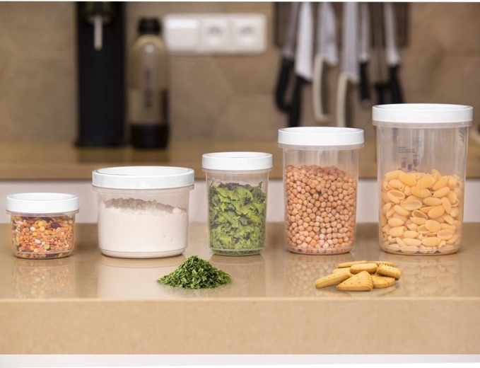 Ideální do spíže i na cesty