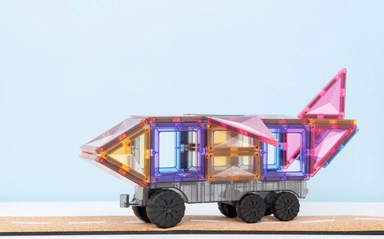 Stavění dopravních prostředků na funkčních kolech