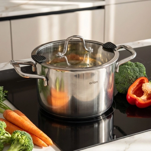 Rovnoměrný rozvod tepla díky vícevrstvému dnu