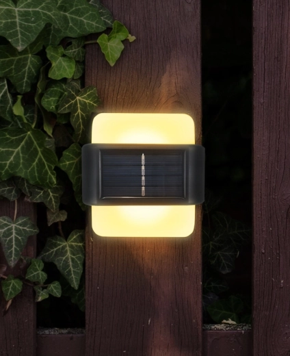 Odolné venku, kompaktní uvnitř