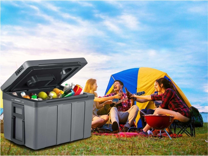 Velký objem 50 l pro rodinu i partu přátel